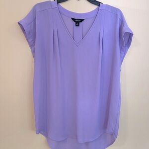 Women's Lilac V-Neck Top